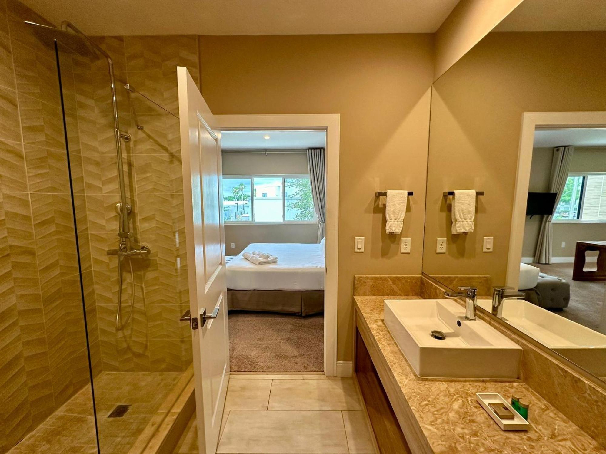Luxury Home In Orlando With Private Hot Tub - 7 Min From Disney Parks - 3 Bedrooms And 4 Bathrooms! Exterior foto
